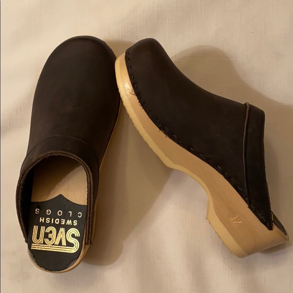 AUTHENTIC SVEN HEELED CLOGS BLACK LEATHER SIZE 7 NEW ⭐️⭐️⭐️⭐️⭐️ - Picture 11 of 12